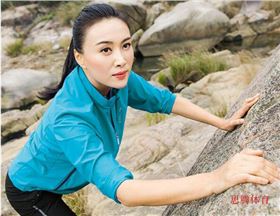 益达冲锋衣